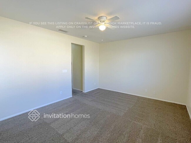 Building Photo - 6223 W Ave J 10