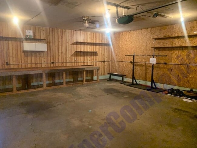 Building Photo - Sublease Available for Move in January 2nd!