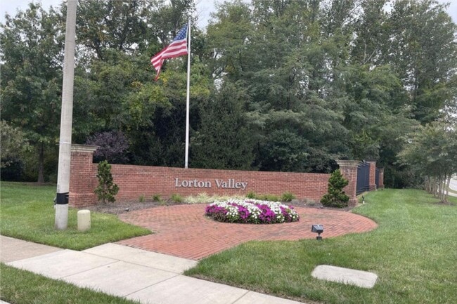 Building Photo - 9540 Parsonage Ln