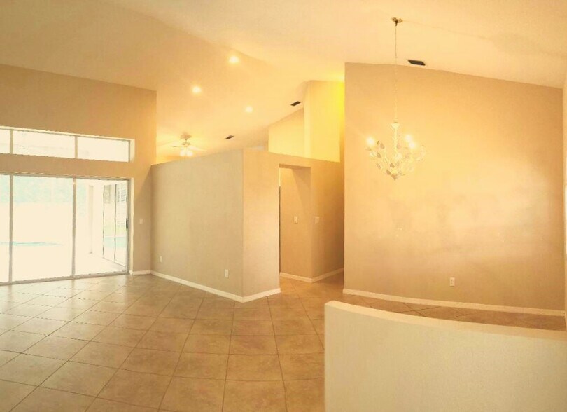 view from entry - 2063 Imperial Cir