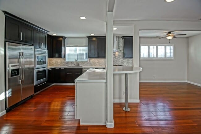 Building Photo - BEAUTIFULLY REMODELED, REDONDO HILLS HOME ...