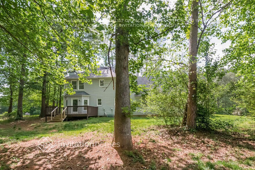 Building Photo - 5130 Brownwood Dr