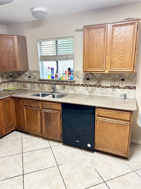 Building Photo - 13527 Cabrera Ln