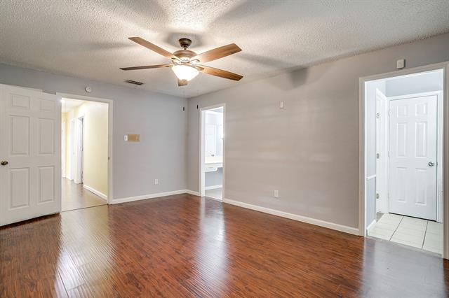 Building Photo - 1135 Joanna Cir