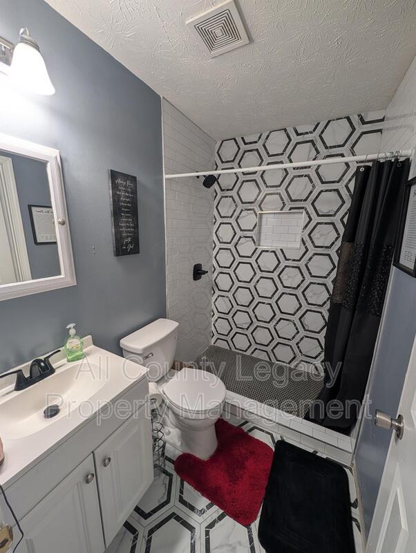 Building Photo - 3648 Range Way