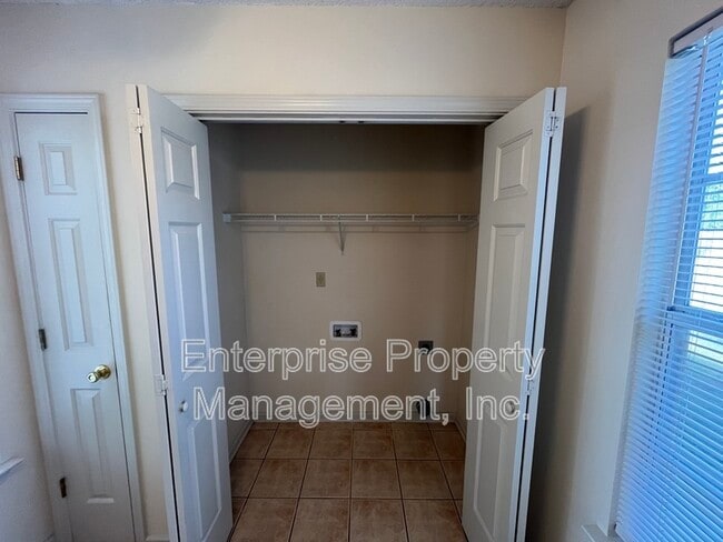 Building Photo - 3931 Long Creek Rd