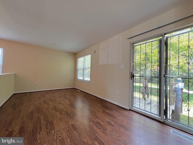 Building Photo - 2315 Barkley Pl