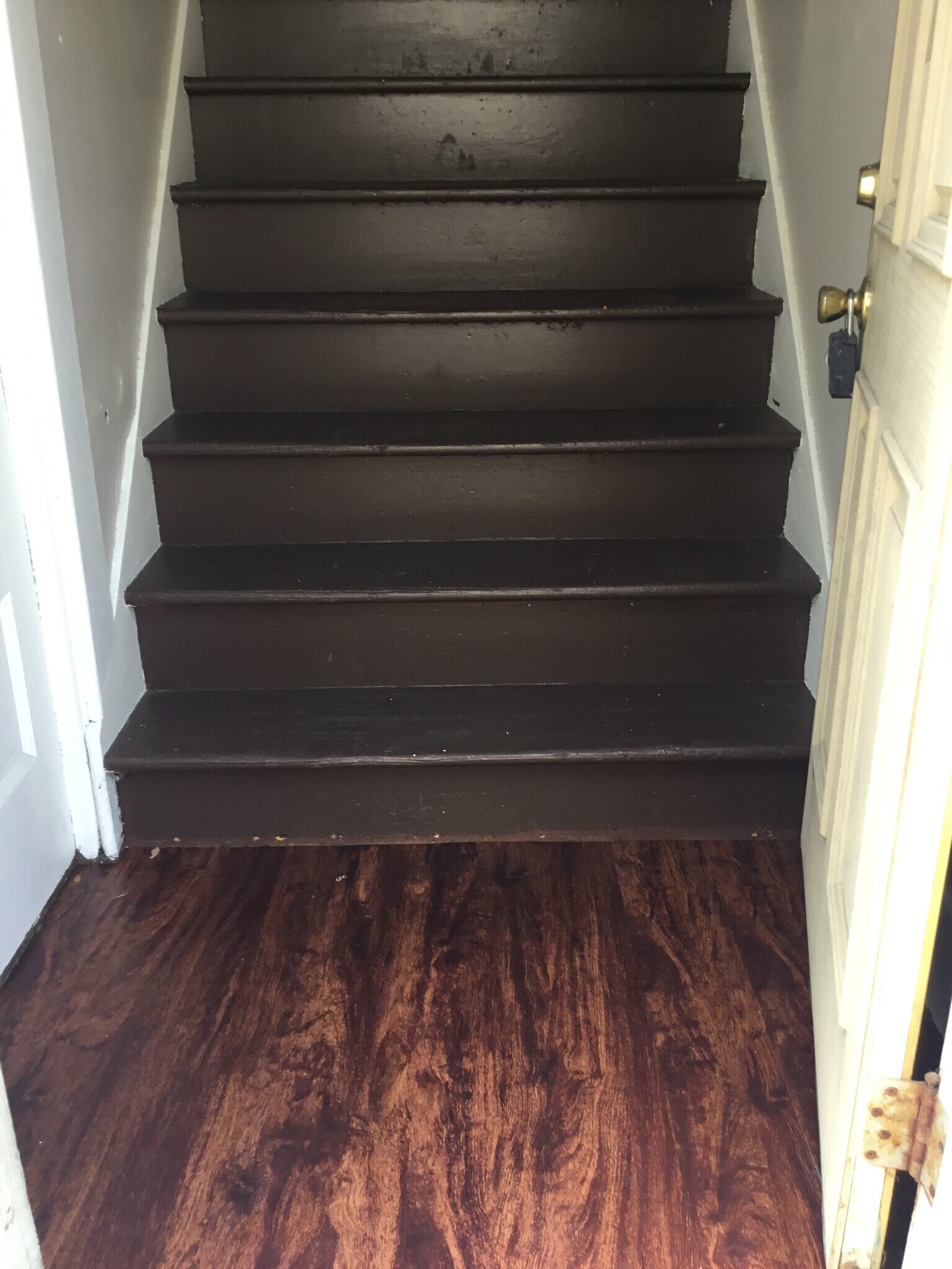 Building Photo - 1204 E 10th St