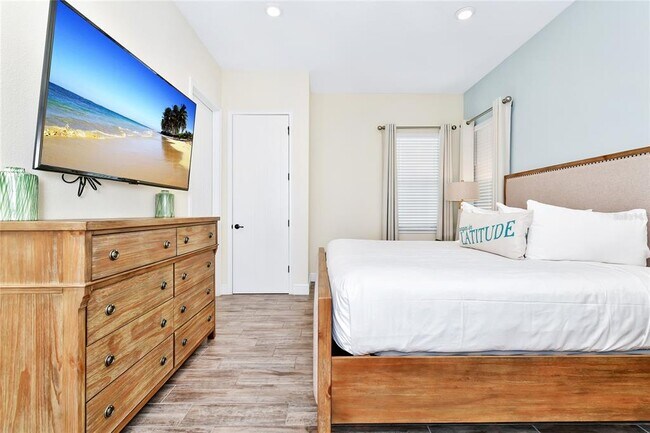 Building Photo - 8048 Dreamsicle Dr