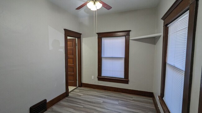 Building Photo - 508 N 22nd St