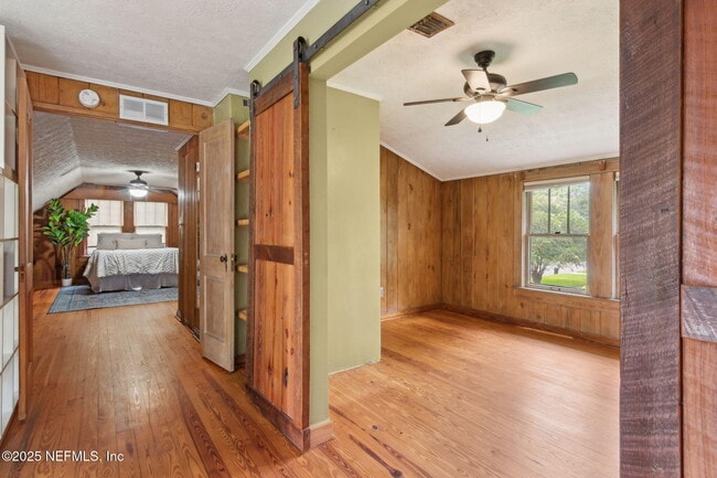 Building Photo - 3655 Walsh St