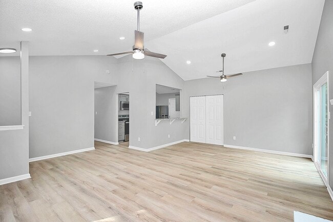 Building Photo - 5801 Woodrock Ct