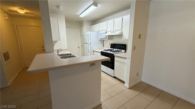 Building Photo - 2200 S Fort Apache Rd