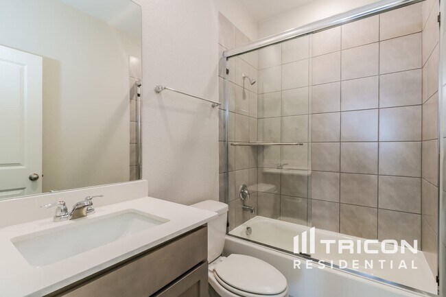 Building Photo - 1732 Mexican Heather Dr