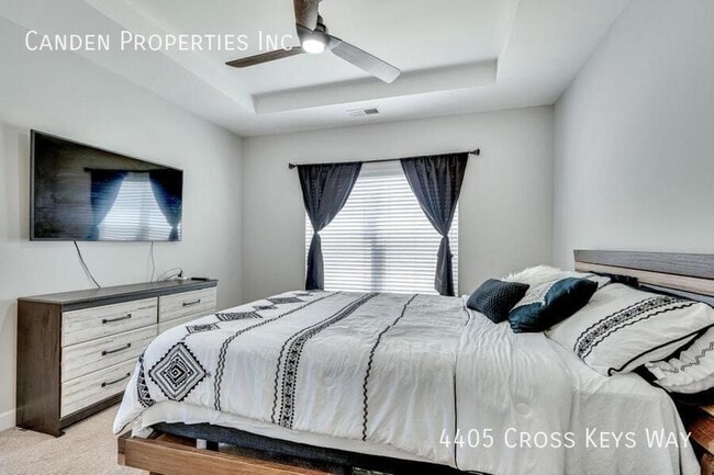 Building Photo - 4405 Cross Keys Way