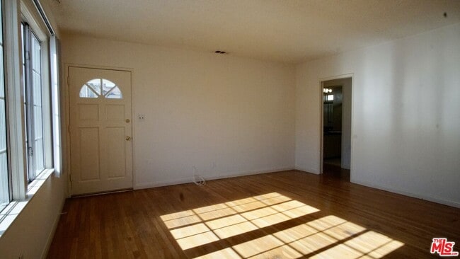 Building Photo - 206 S Prospect Ave