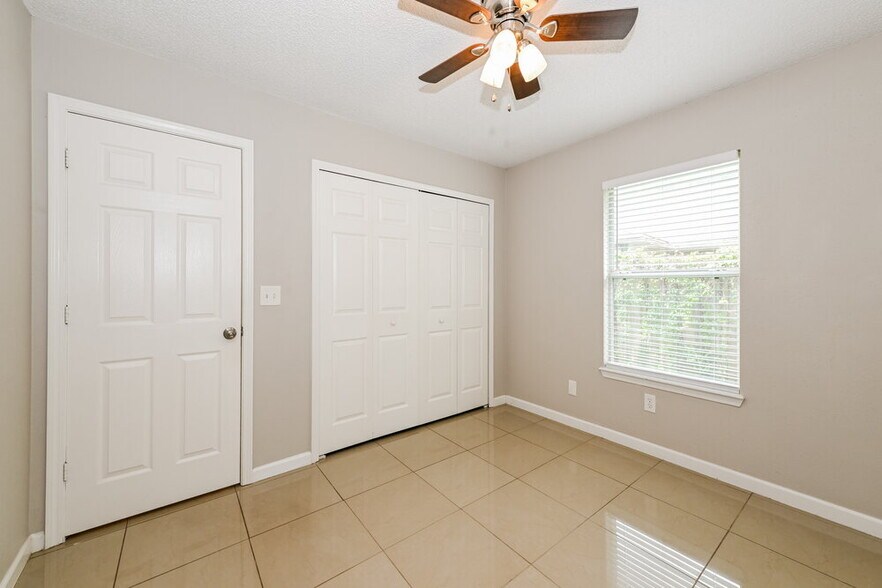 Building Photo - 484 Heron Nest Point