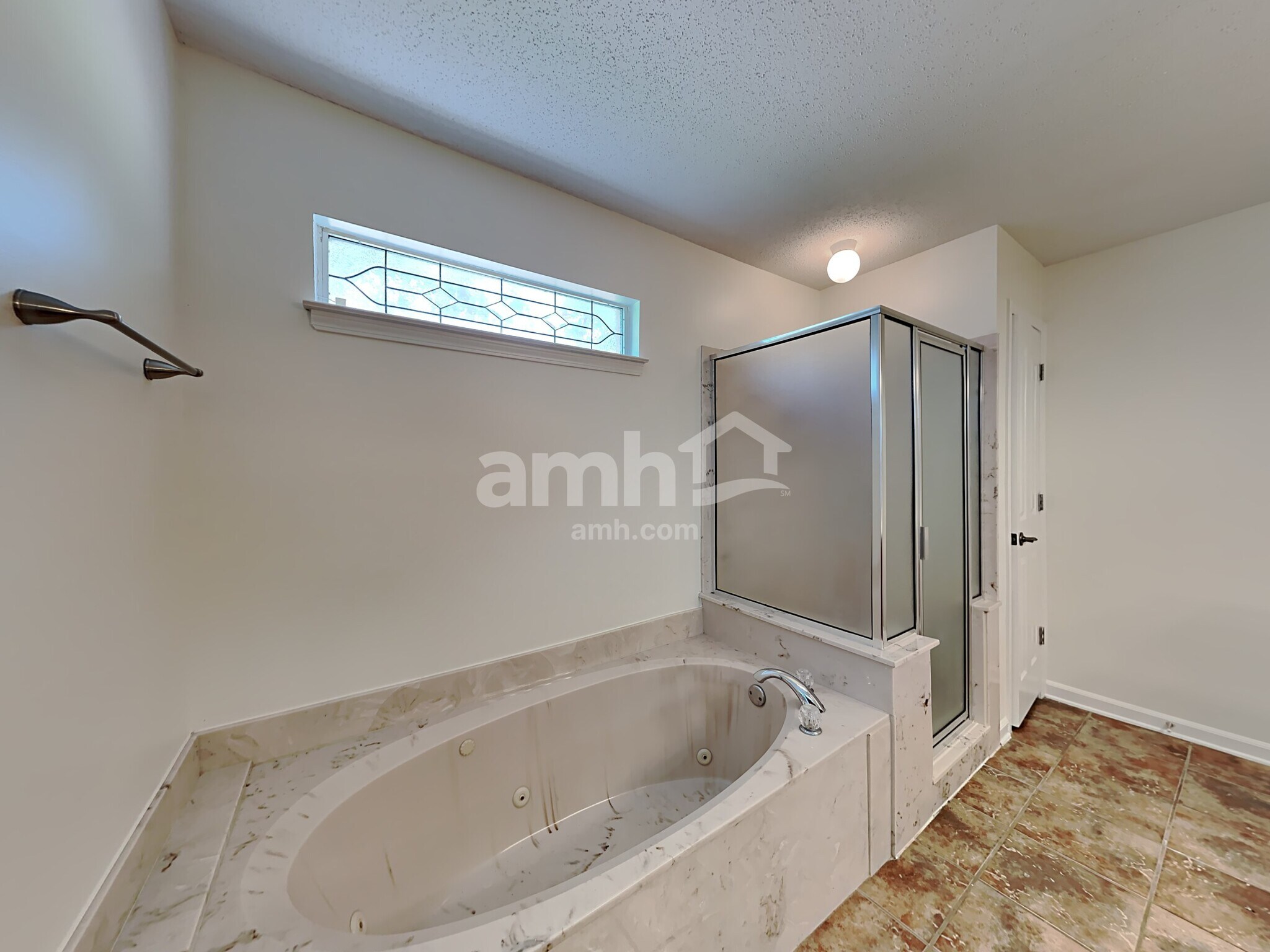 Building Photo - 8014 New Castle Cv