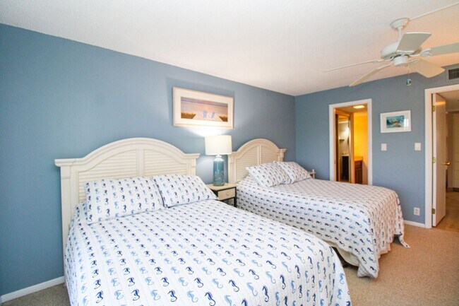 Building Photo - ** OFF-SEASONAL OR 6 MONTHS AND 1 DAY ANNU...