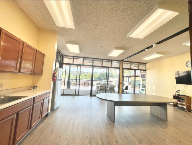 Building Photo - 98-1421 Kaahumanu Street