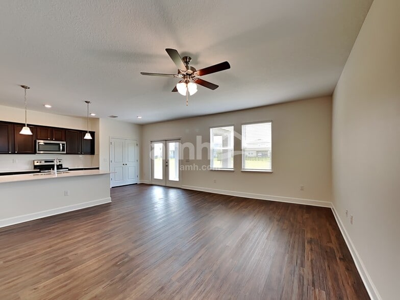 Building Photo - 2114 Saffron Walden Dr