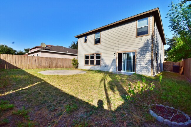 Building Photo - 7013 N 39th St