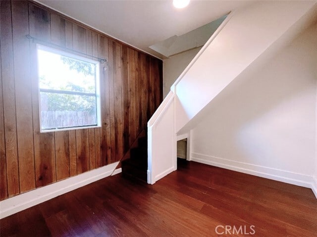 Building Photo - 1343 Walnut Ave