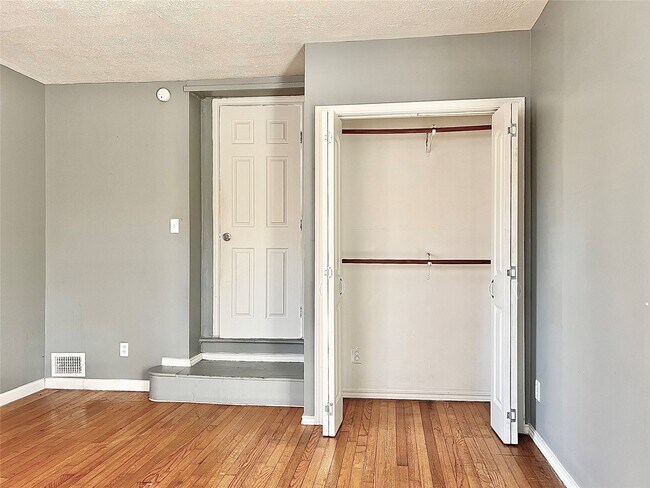 Building Photo - 1508 Darden Dr