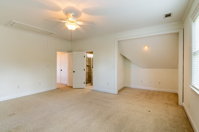 Building Photo - 202 Lagoon Dr