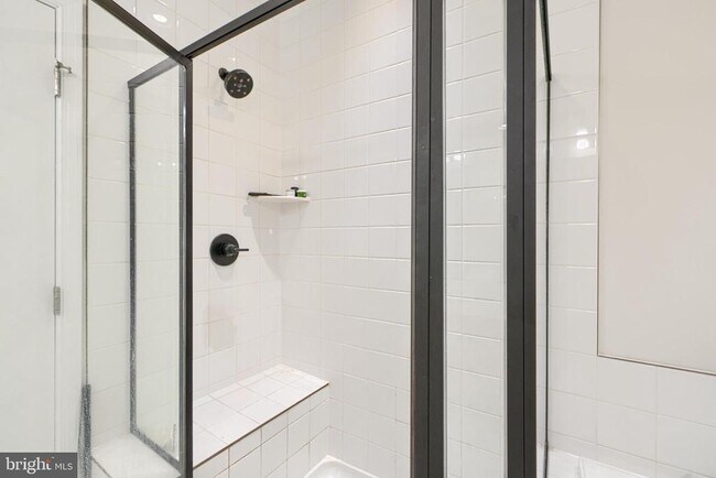 Building Photo - 2718 Lanham Hill Cir