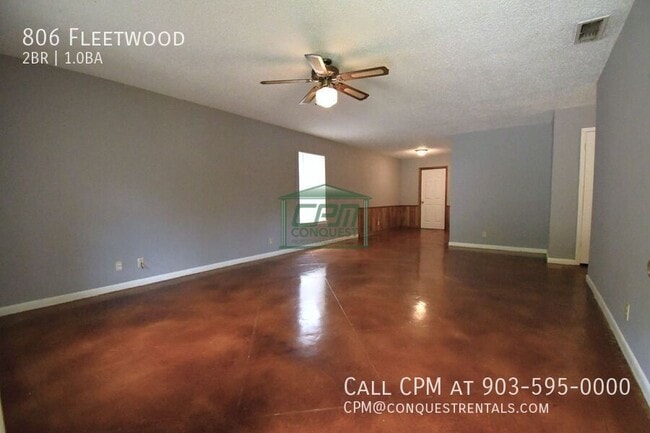 Building Photo - 806 Fleetwood-