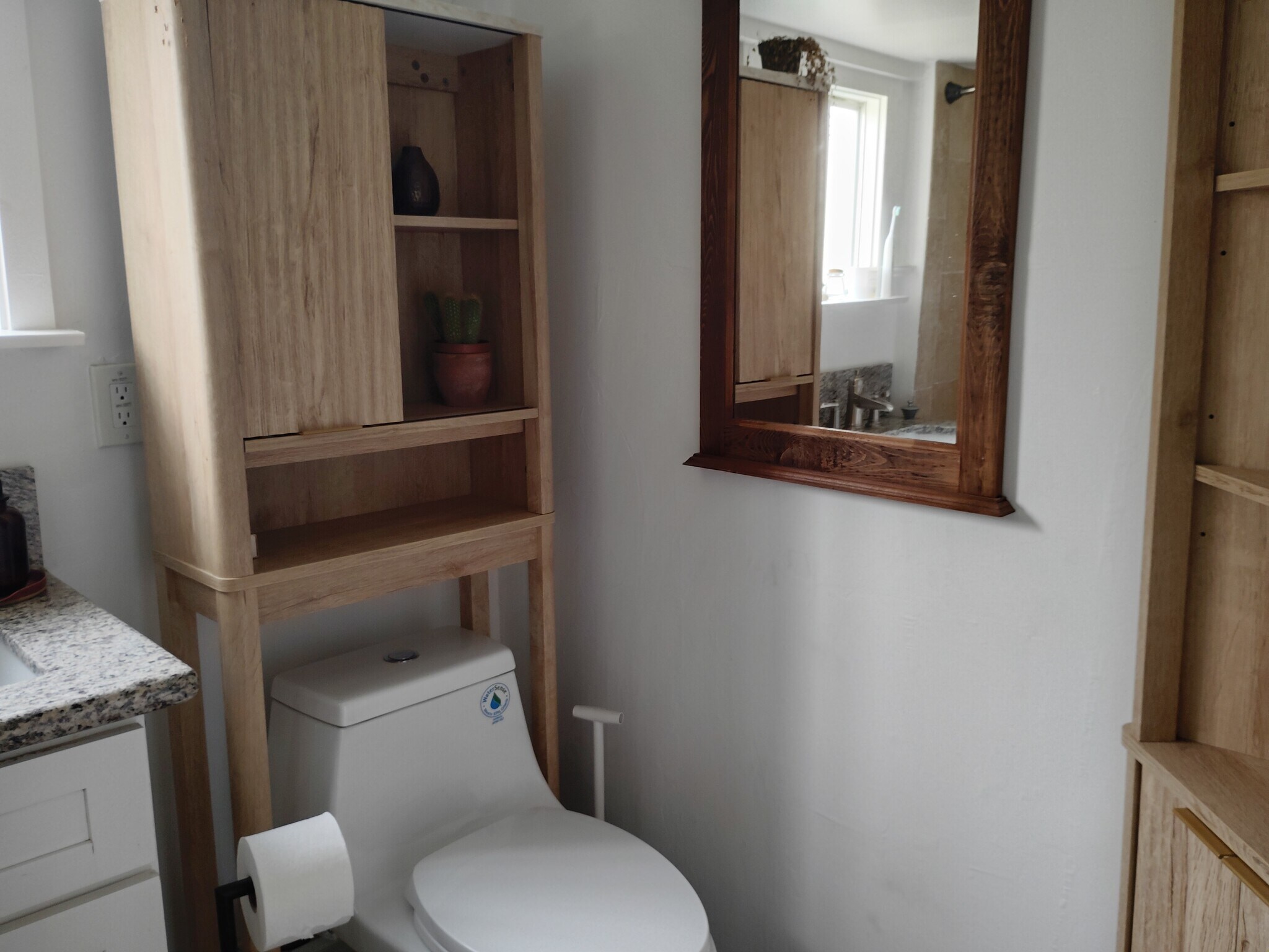 Building Photo - 1840 S Coast Hwy