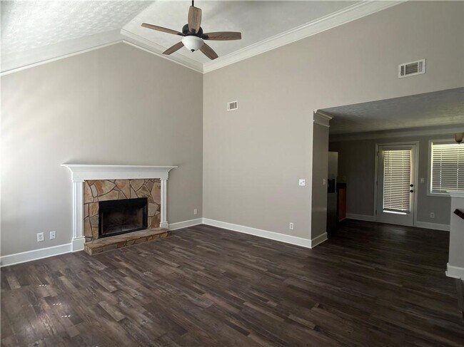 Building Photo - 252 Thorn Brook Cir