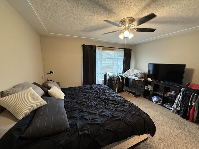 Building Photo - Spacious 4-Bedroom Home in Scenic Lino Lakes – Modern Comfort Meets Suburban Charm!