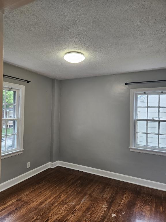 Building Photo - 212 Virginia Ct