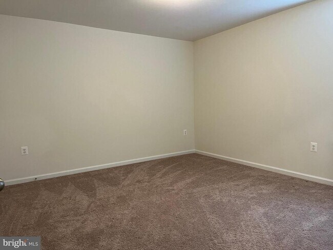 Building Photo - 104 Rappahannock Run