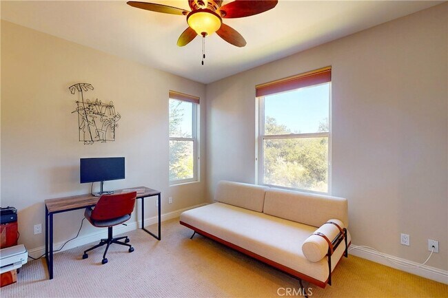 Building Photo - 5595 Tanbark Ct