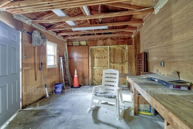 Building Photo - 3811 Doe Clearing Ct