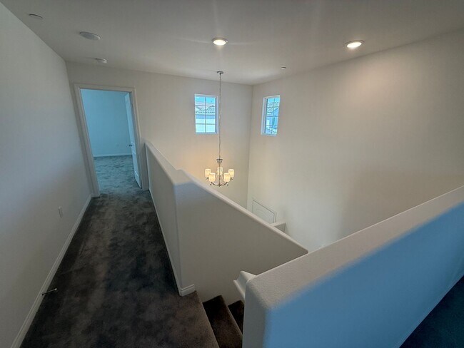 Building Photo - Victorville- New Richmond Home, 3 bedrooms...