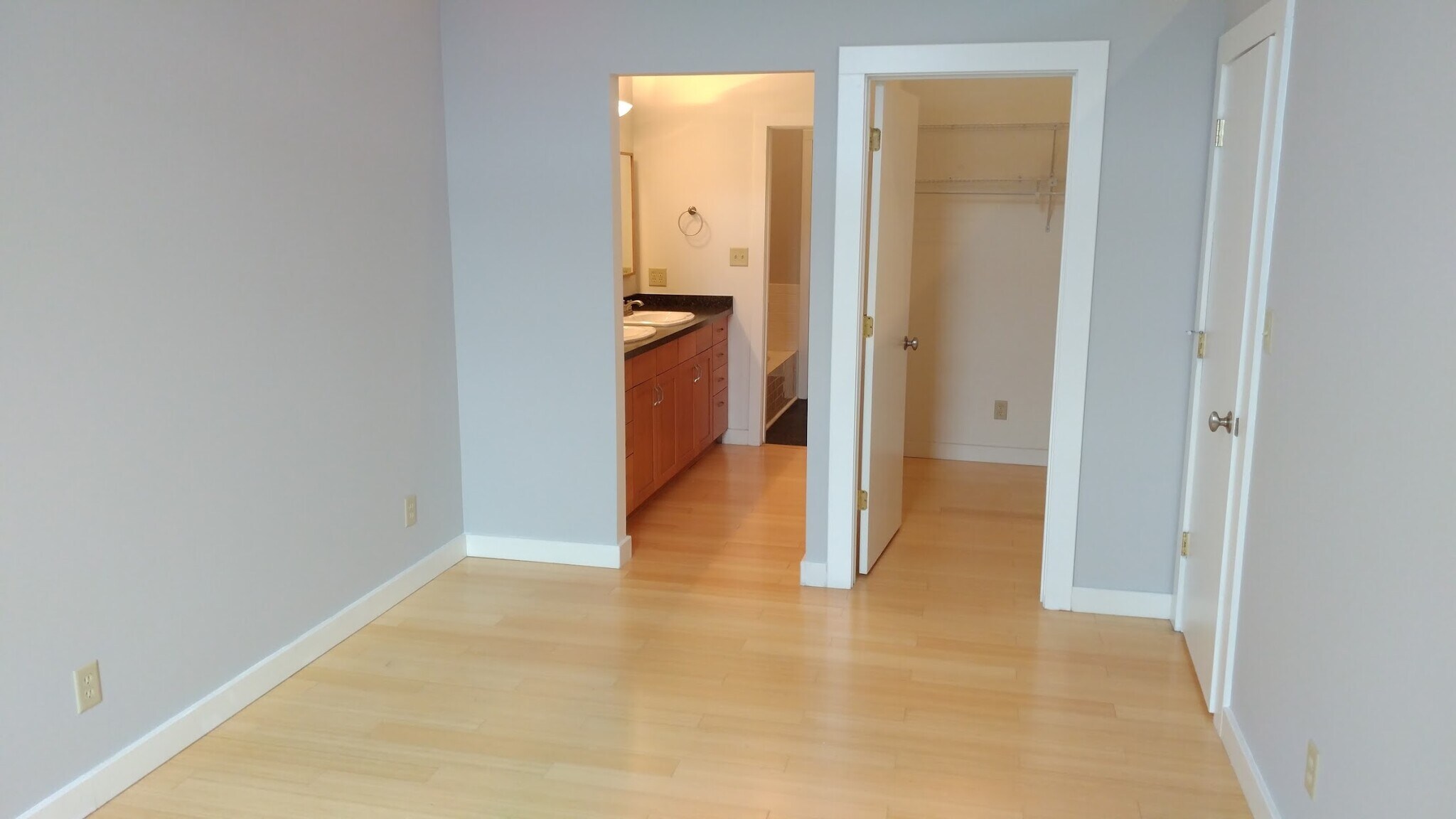 Master Bedroom Walk-in closet - 100 W Market St