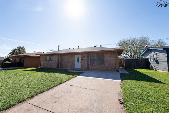 Building Photo - 4448 Cunningham Dr
