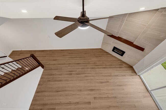 Building Photo - 3415 Lapstone Dr
