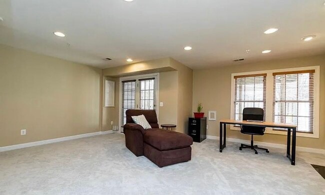Building Photo - 9638 Parson Massey Pl