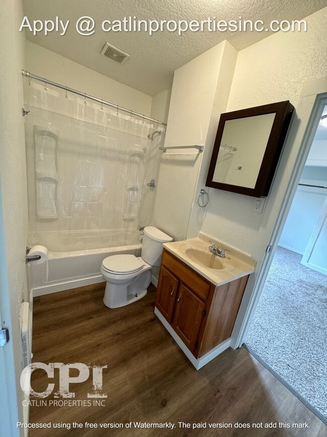 Building Photo - 271 26th Ave