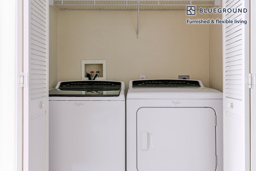 Building Photo - 700 Agnew Rd