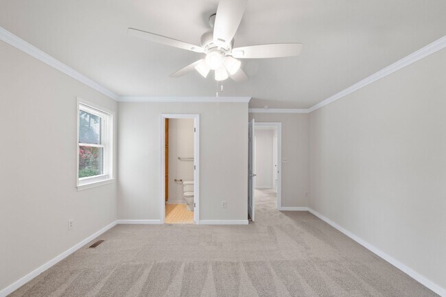 Building Photo - 1768 Olympic Dr