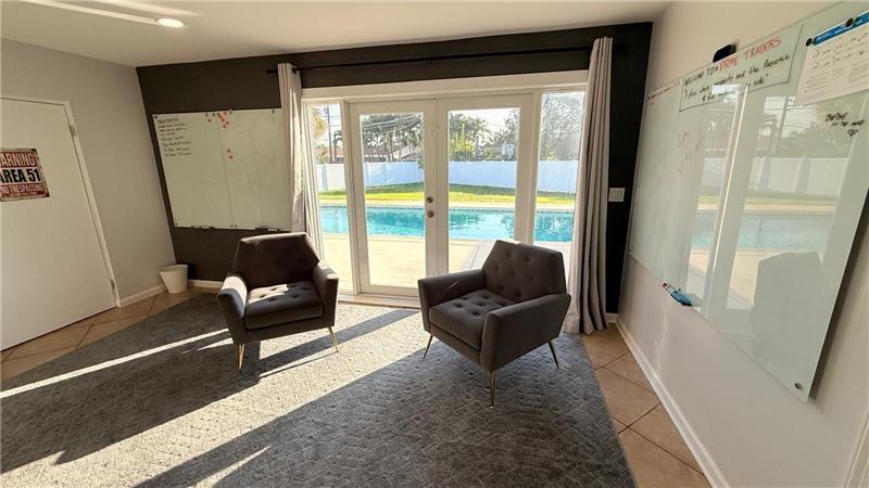 Building Photo - 4000 NW 3rd Ave