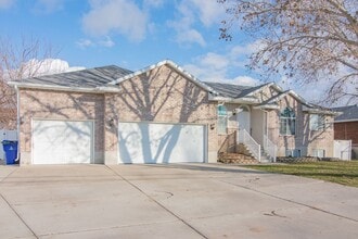 Building Photo - 2127 S 2000 W