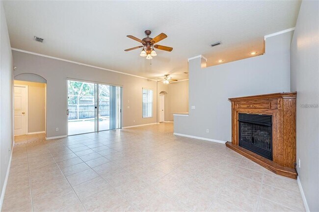 Building Photo - 2634 Brookville Dr