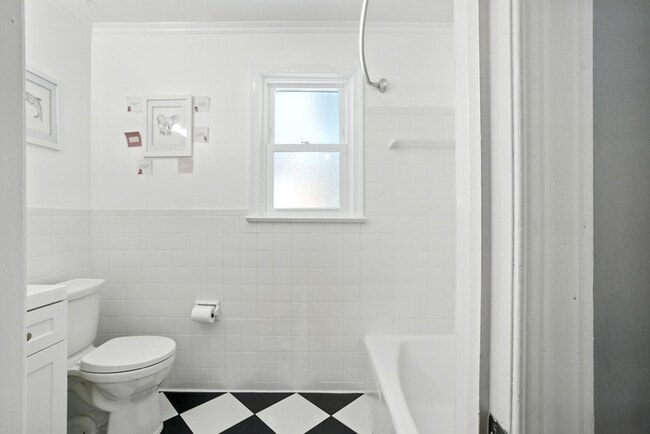 Building Photo - 6314 Richmond Pl